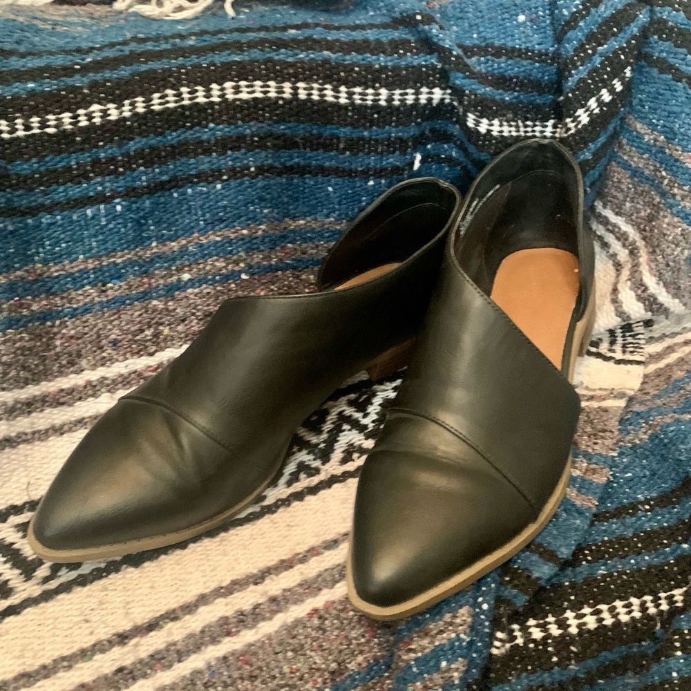 Size 9.5 flats